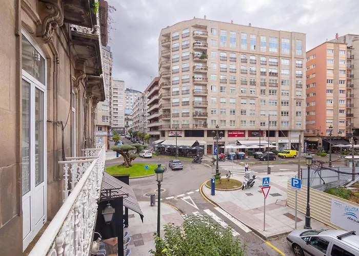 Vigo Centro-Olivica Clasica By Cosyhome