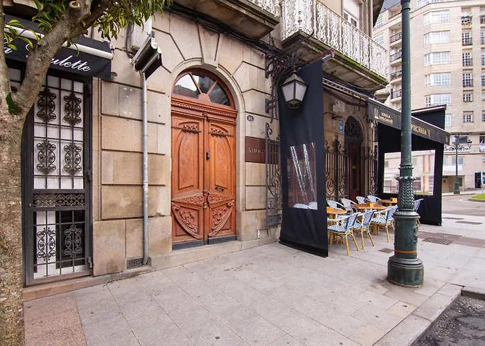 Vigo Centro-Olivica Clasica By Cosyhome